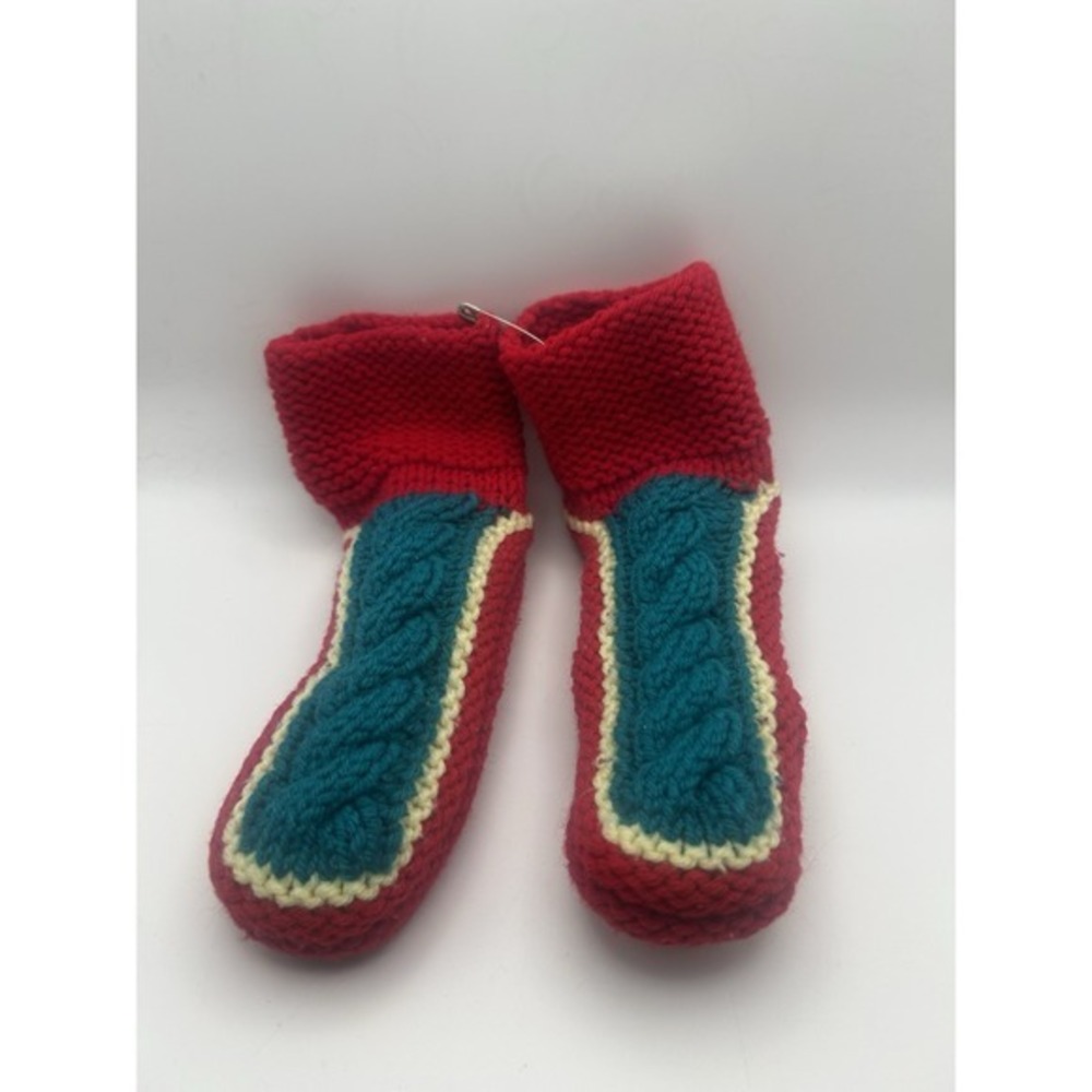 Pair Handmade Red & Green‎ Knitted Slippers RARE